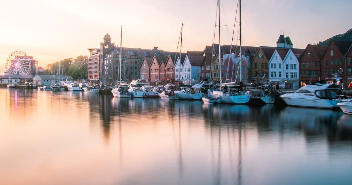 Hva betyr Bergen? Bynavnets historie og opprinnelse